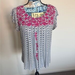 Floral Embroidered Women's Blouse